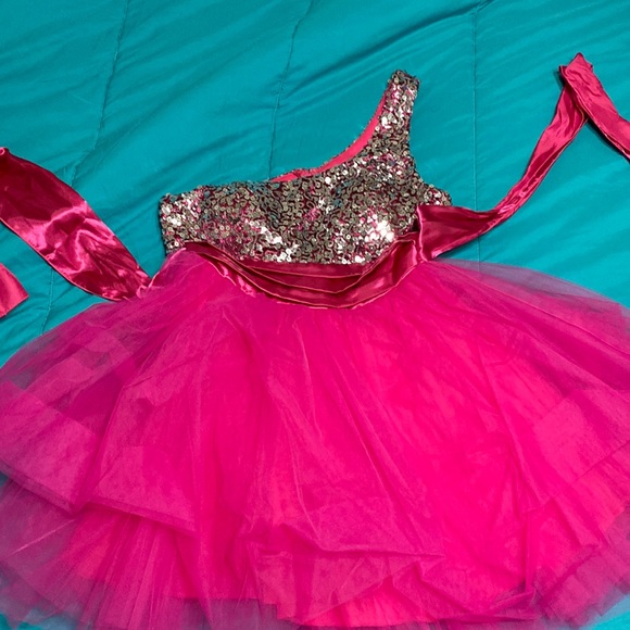 Trixxi one shoulder dress. Homecoming or prom. Fuschia with silver sequins - Picture 1 of 6
